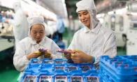iPhone 13代工厂正大举招募劳动力 竞争激烈